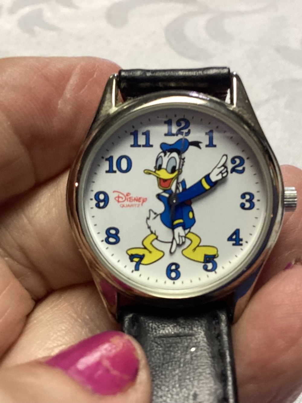 Donald Duck Ladiies  Vintage Disney  JAPAN. HANDS MOVE RARE